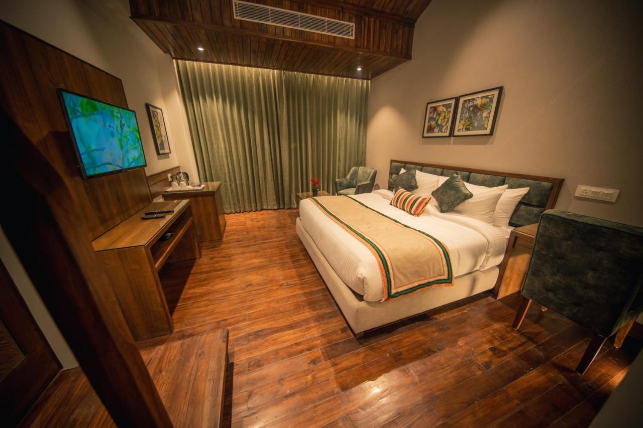 Justa Grand View Resort & Spa, Manali Екстер'єр фото