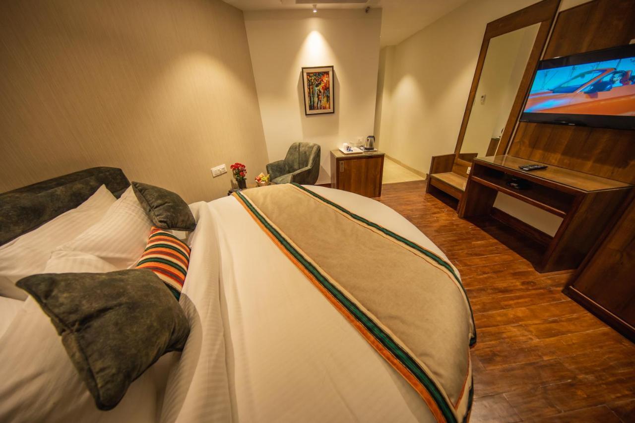 Justa Grand View Resort & Spa, Manali Екстер'єр фото